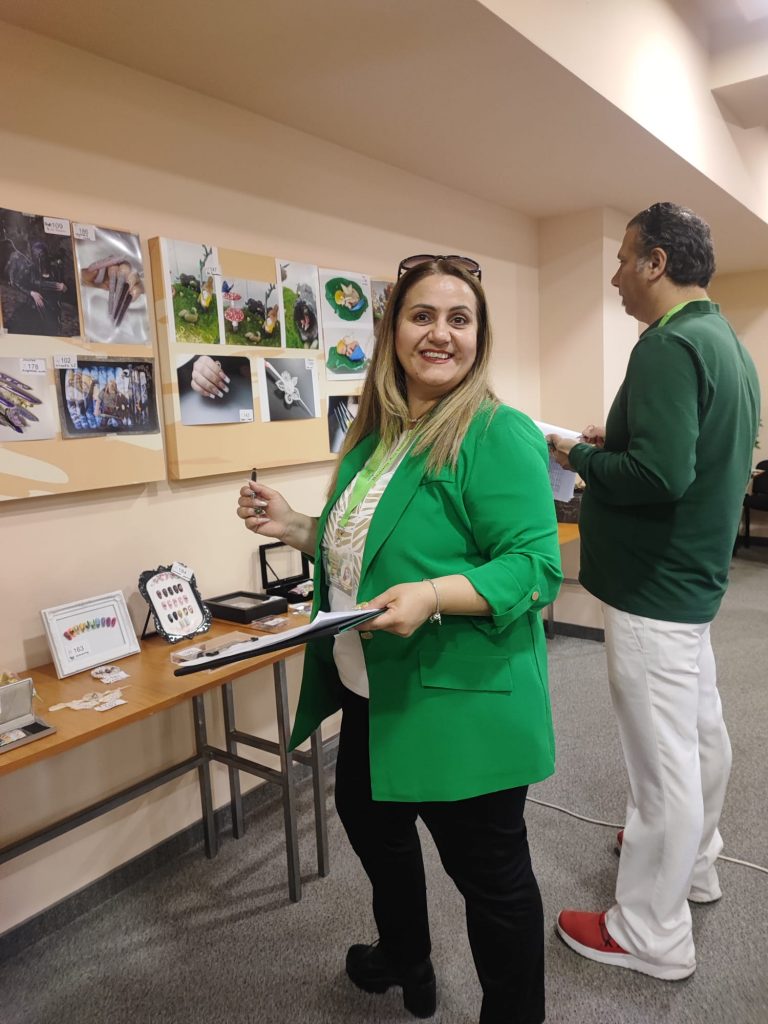 4f7052ce-bc98-4f12-bb68-6d9404192d6d