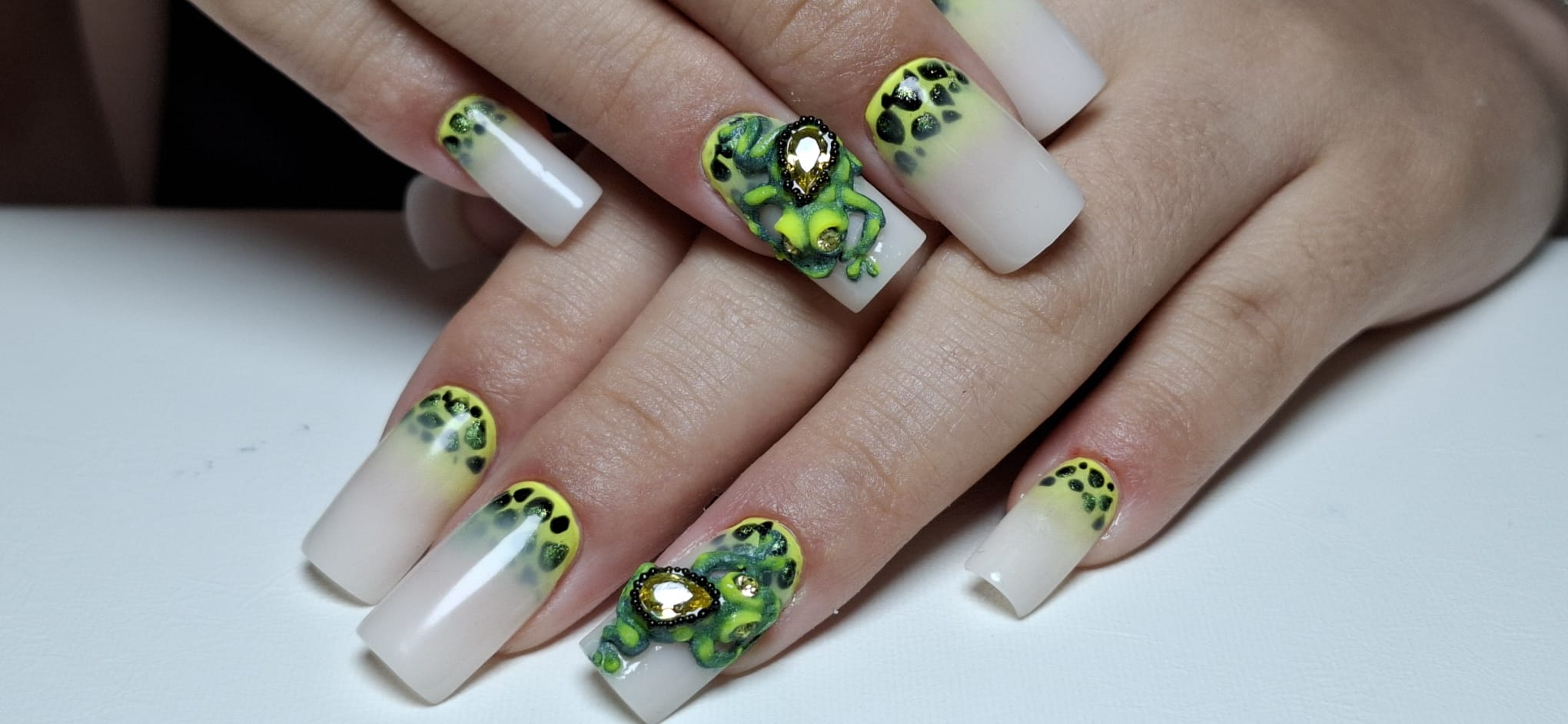 Gel constructor Blanco Lechoso N°02 DAMA NAIL ART HEMA & TPO FREE - Imagen 3